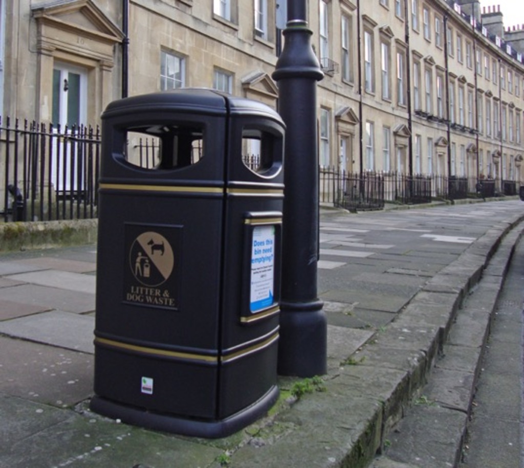 Heritage litter bin boasts integral fire extinguisher